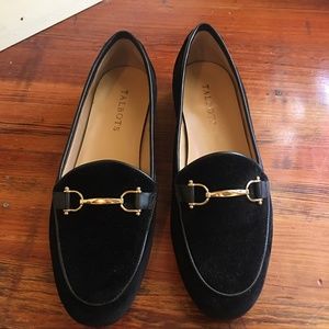 Talbots 8M black velvet loafer